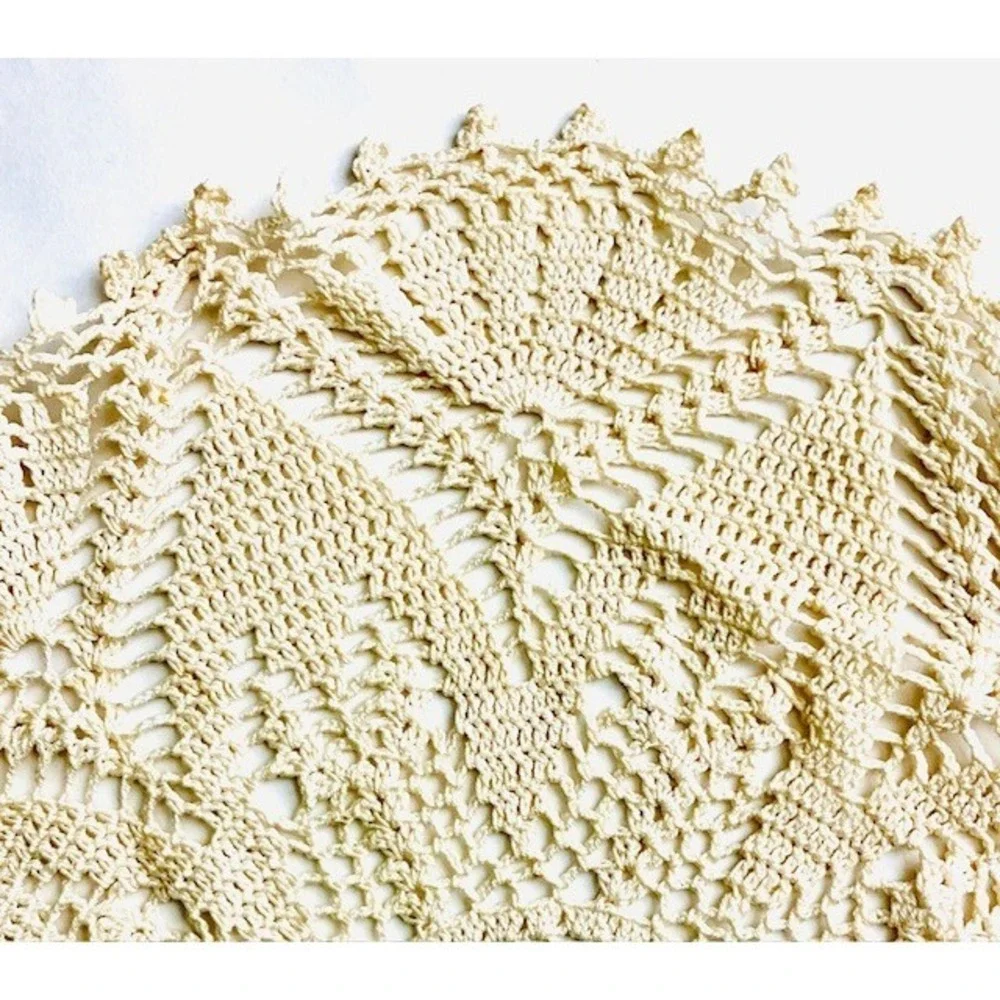 VTG Doily Hand Crochet Lace Round 14
